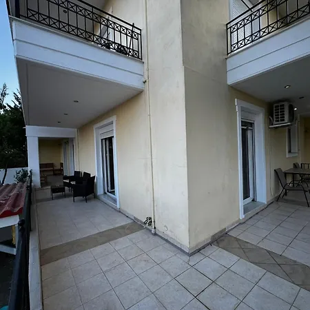 Apartmán Center Stylish New 2 Bd With Balcony *