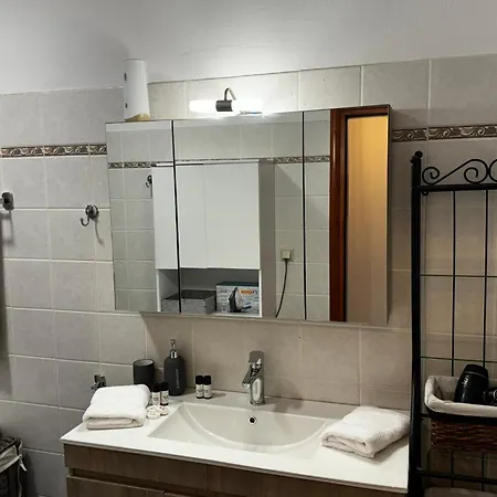 Center Stylish New 2 Bd With Balcony * Skiathos