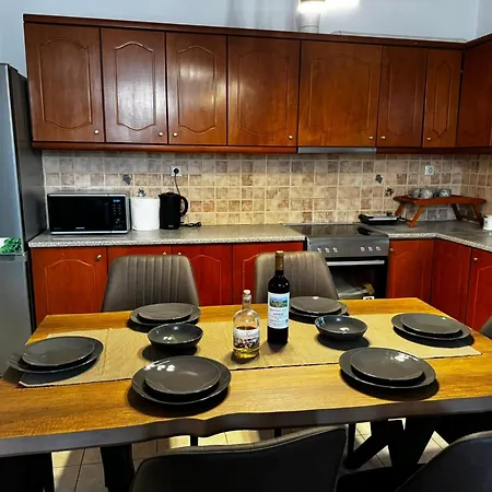 Апартаменты Center Stylish New 2 Bd With Balcony *