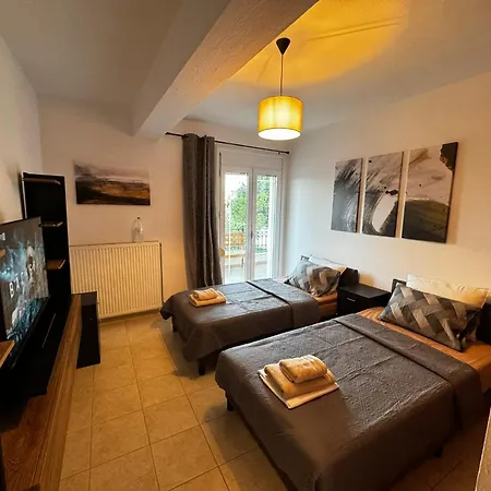 Center Stylish New 2 Bd With Balcony דירה *
